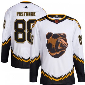 Boston Bruins tröja David Pastrnak 88 Adidas 2022-23 Vit Reverse Retro 2.0 Authentic - NHL Tröjor Herr